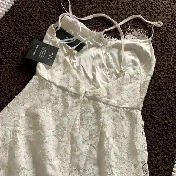 Lulus - Picture 5 of 6